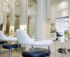 チェーン店の美容院