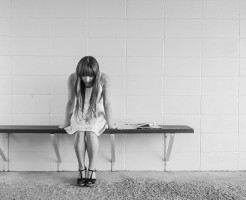 女性も薄毛が原因で美容院ジプシーへ